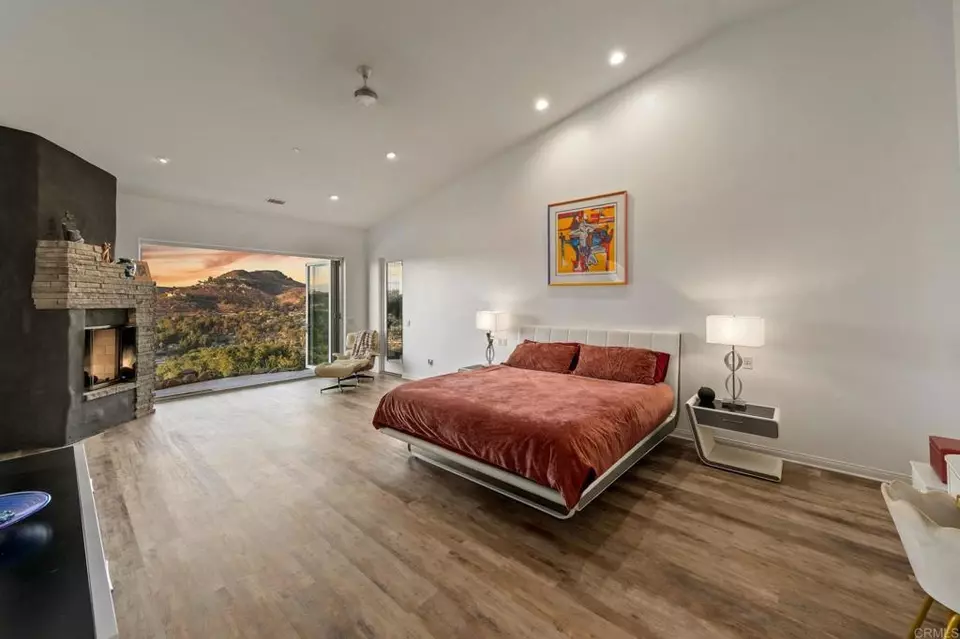 Bedroom - 30330 Via Maria Elena, Bonsall, CA 92003 photo 4 of 8