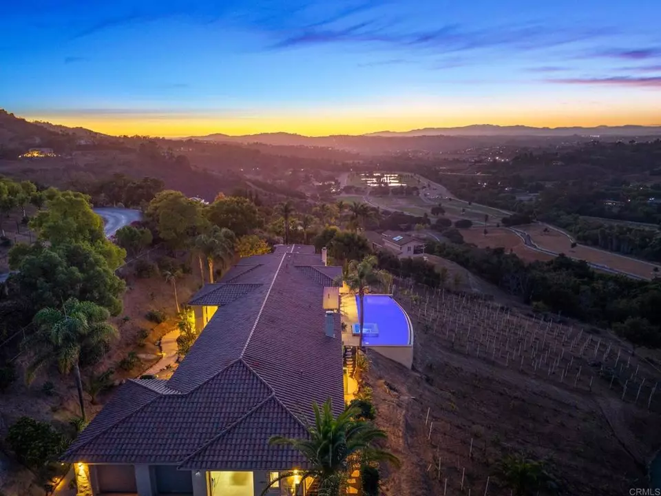 View/Area - 30330 Via Maria Elena, Bonsall, CA 92003 photo 3 of 11