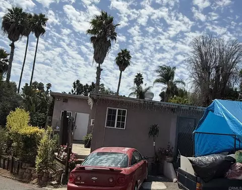 215 Guajome St, Vista, CA 92083