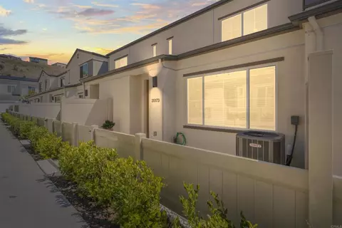 35173 Grove Trl, Fallbrook, CA 92028