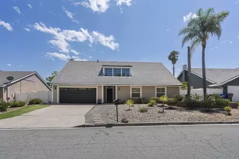 10007 Helix Mont Cir, La Mesa, CA 91941