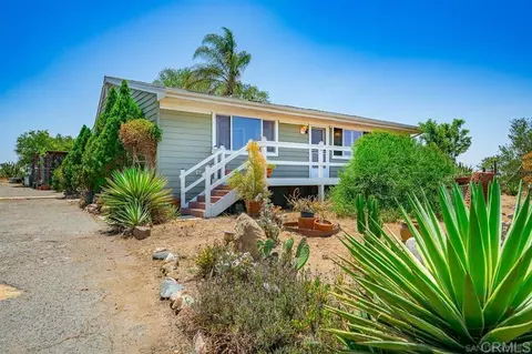 30727 Rolling Hills Dr, Valley Center, CA 92082
