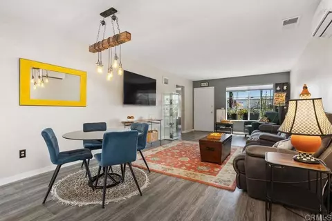 1529 Temple Heights Dr, Oceanside, CA 92056