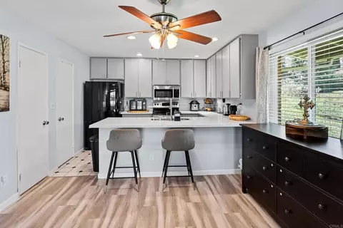 10446 Caminito Sulmona, San Diego, CA 92129
