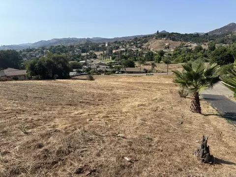 3009 Reed Rd, Escondido, CA 92027 photo 8