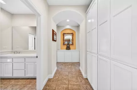 Entry Way - 40487 Rock Mountain Dr, Fallbrook, CA 92028 photo 10 of 10