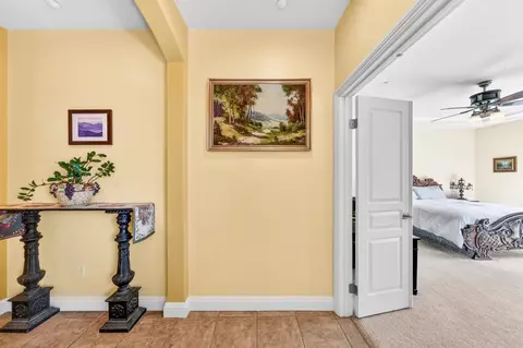 Entry Way - 40487 Rock Mountain Dr, Fallbrook, CA 92028 photo 5 of 10