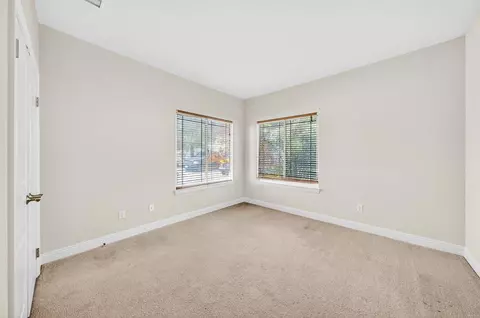 Bedroom - 40487 Rock Mountain Dr, Fallbrook, CA 92028 photo 11 of 13