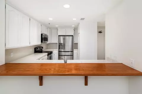 5845 Friars Rd #1309, San Diego, CA 92110