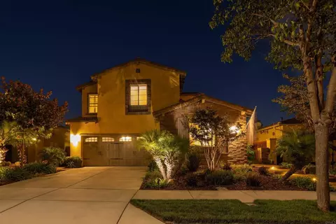 3753 Bergen Peak Pl, Carlsbad, CA 92010