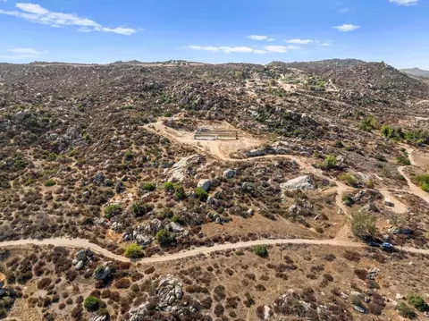 0 429-120-008, Perris, CA 92567