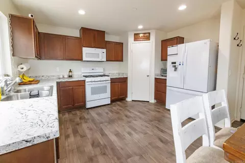 Kitchen - 2402 Barbara St, Imperial, CA 92251 photo 1 of 4