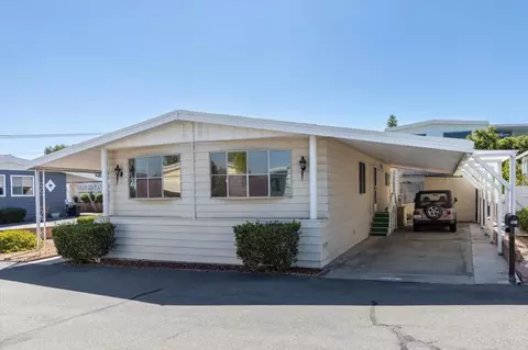 240 Havenview Ln, Oceanside, CA 92056