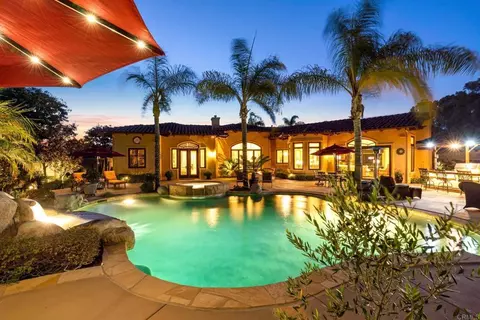 12105 View Pointe Row, San Diego, CA 92128