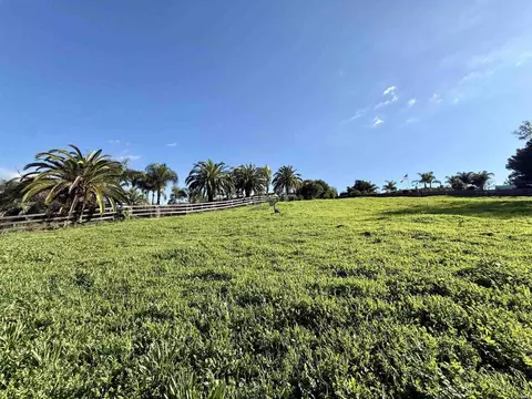 1851 E Mission Rd, Fallbrook, CA 92028 photo 4