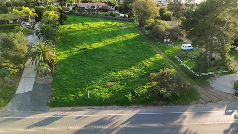 1851 E Mission Rd, Fallbrook, CA 92028 photo 22