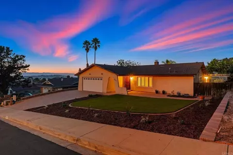 10034 View Crest Ct, Spring Valley, CA 91977