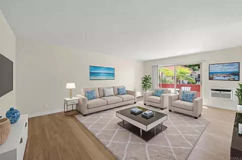 8649 Lake Murray Blvd #4, San Diego, CA 92119
