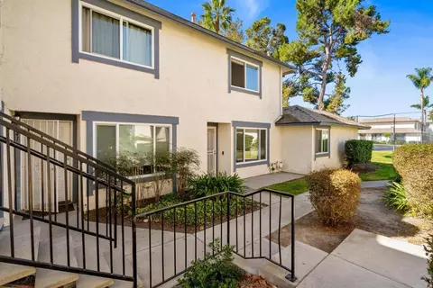3414 Los Mochis Way, Oceanside, CA 92056
