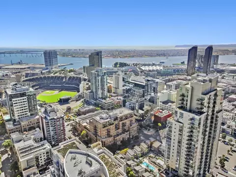 501 8th Ave #TH111, San Diego, CA 92101