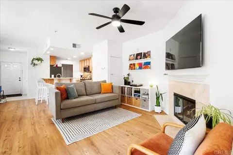 13015 Evening Creek Dr S #18, San Diego, CA 92128