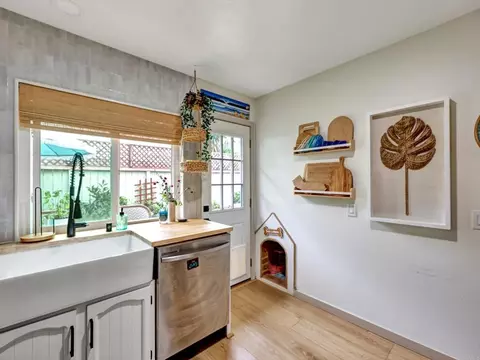 Kitchen - 1824 Eastwood Ln, Encinitas, CA 92024 photo 1 of 2