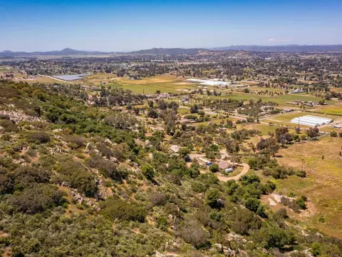 View/Area - 214 Creelman Ln, Ramona, CA 92065 photo 30 of 32