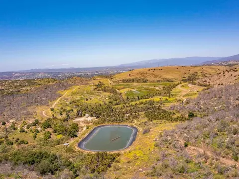 View/Area - 214 Creelman Ln, Ramona, CA 92065 photo 2 of 32