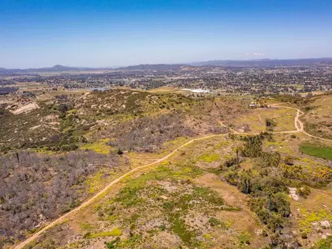 View/Area - 214 Creelman Ln, Ramona, CA 92065 photo 15 of 32