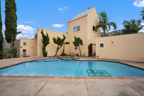 Exterior - 3264 Shearer Xing, Fallbrook, CA 92028 photo 2 of 2