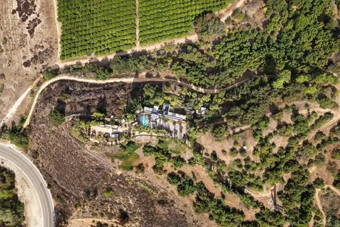 View/Area - 3264 Shearer Xing, Fallbrook, CA 92028 photo 2 of 9