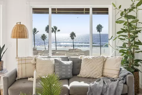 501 N Pacific St #4, Oceanside, CA 92054