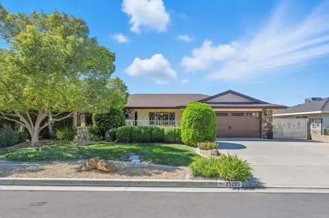 25295 Auld Ave, Hemet, CA 92544