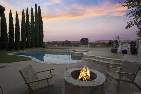 213 Via Palacio, Encinitas, CA 92024