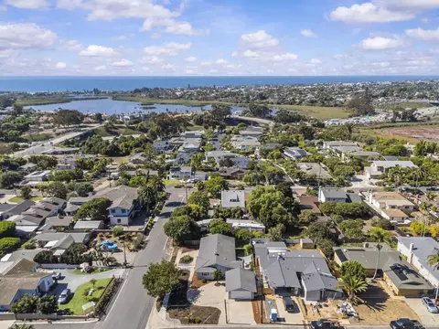 1280 Forest Ave, Carlsbad, CA 92008