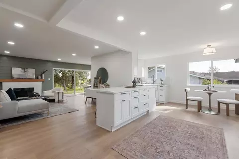 5977 Erlanger St, San Diego, CA 92122