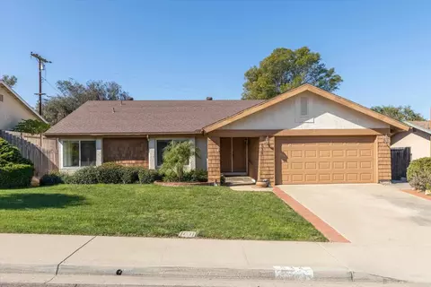 534 Shadow Hills Dr, San Marcos, CA 92069
