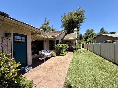 4320 Los Padres Dr, Fallbrook, CA 92028