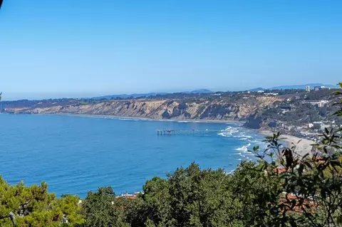 1641 Crespo, La Jolla, CA 92037