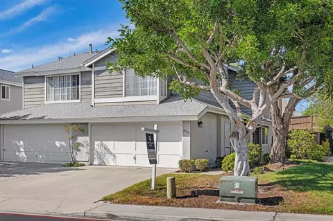 2992 Lexington Cir, Carlsbad, CA 92010