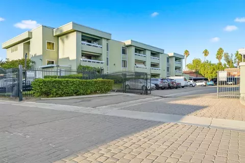 1040 E Washington Ave #37, Escondido, CA 92025