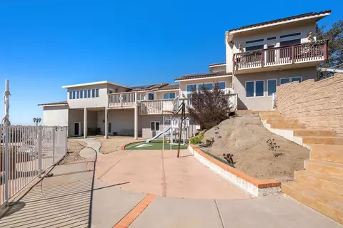 Exterior - 2016 S Grade Rd, Alpine, CA 91901 photo 5 of 8