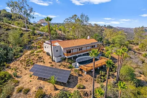 27944 Turner Heights Ln, Escondido, CA 92026