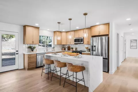 2308 Bernardo Ave, Escondido, CA 92029