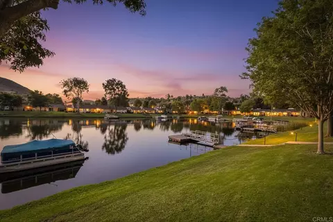 1541 Via Entrada Del Lago, San Marcos, CA 92078