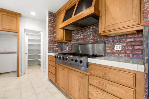 Kitchen - 3102 Pera Alta Dr, Julian, CA 92036 photo 4 of 5