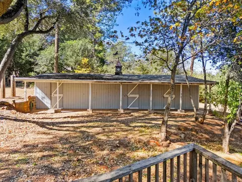 Exterior - 3102 Pera Alta Dr, Julian, CA 92036 photo 16 of 16