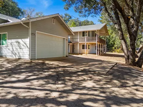 Exterior - 3102 Pera Alta Dr, Julian, CA 92036 photo 11 of 16