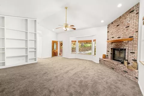 Living - 3102 Pera Alta Dr, Julian, CA 92036 photo 3 of 5