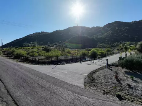 Rainbow Peaks Trail, Fallbrook, CA 92028 photo 2